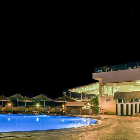 & Hotel