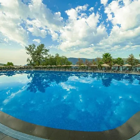 보드룸 홀리데이 리조트&스파 5* Bodrum