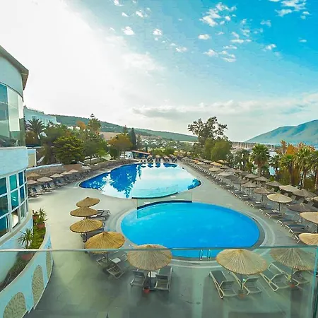 보드룸 홀리데이 리조트&스파 5* Bodrum