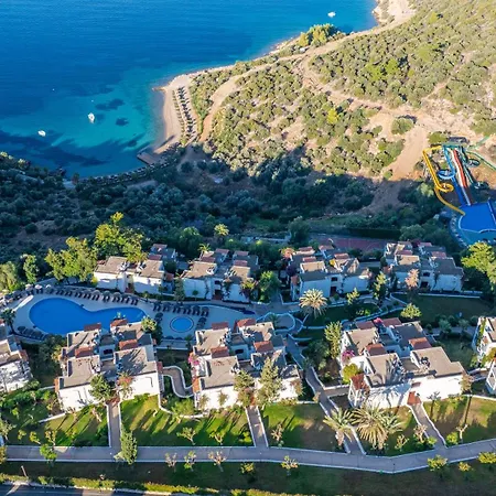보드룸 홀리데이 리조트&스파 호텔 Bodrum